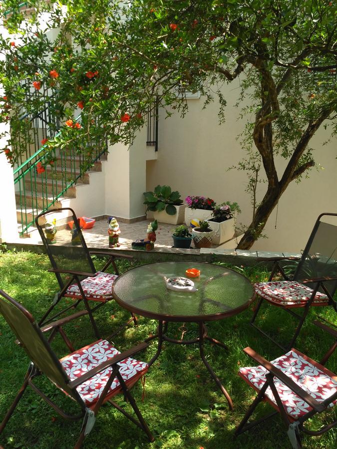 Apartmani Villa Radovic Risan Εξωτερικό φωτογραφία