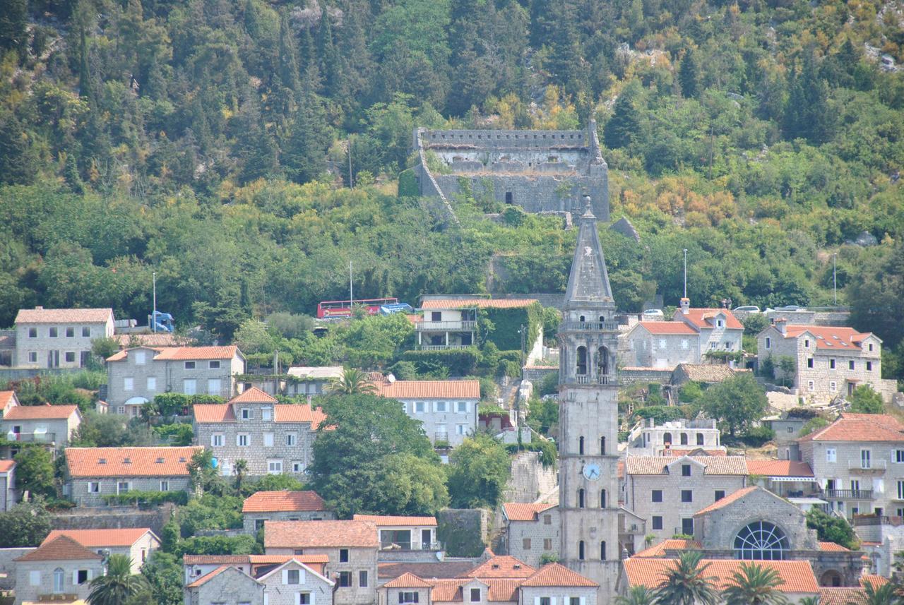 Apartmani Villa Radovic Risan Εξωτερικό φωτογραφία