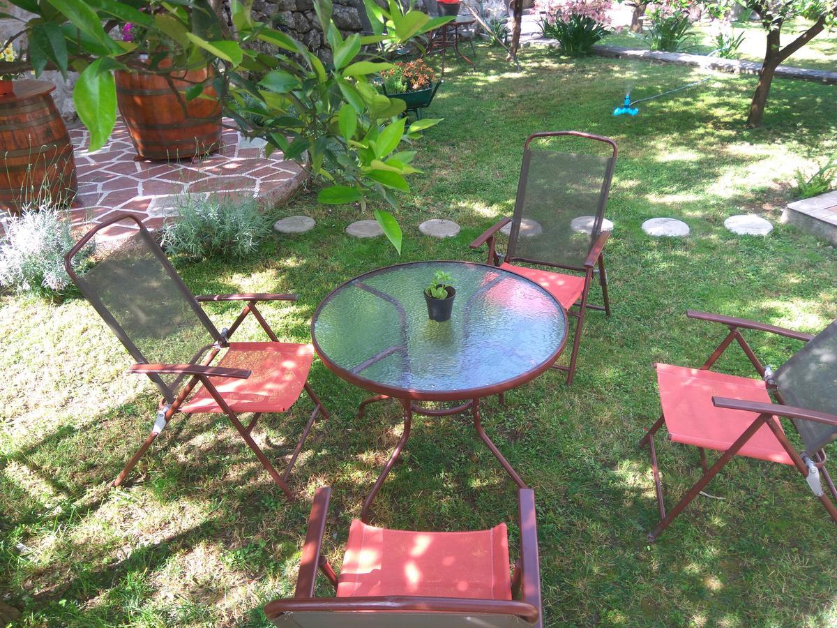 Apartmani Villa Radovic Risan Εξωτερικό φωτογραφία
