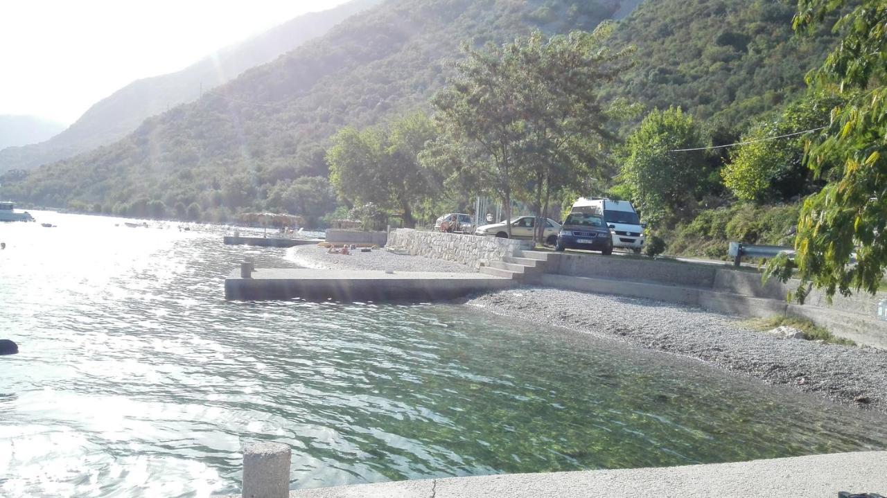 Apartmani Villa Radovic Risan Εξωτερικό φωτογραφία